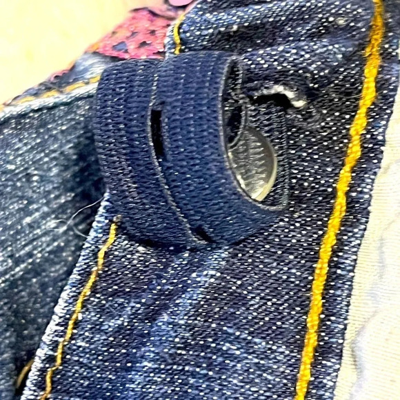 RVT Girls Jean Capris With Sequin and embroidery Butterflies design size 5 - Picture 6 of 17